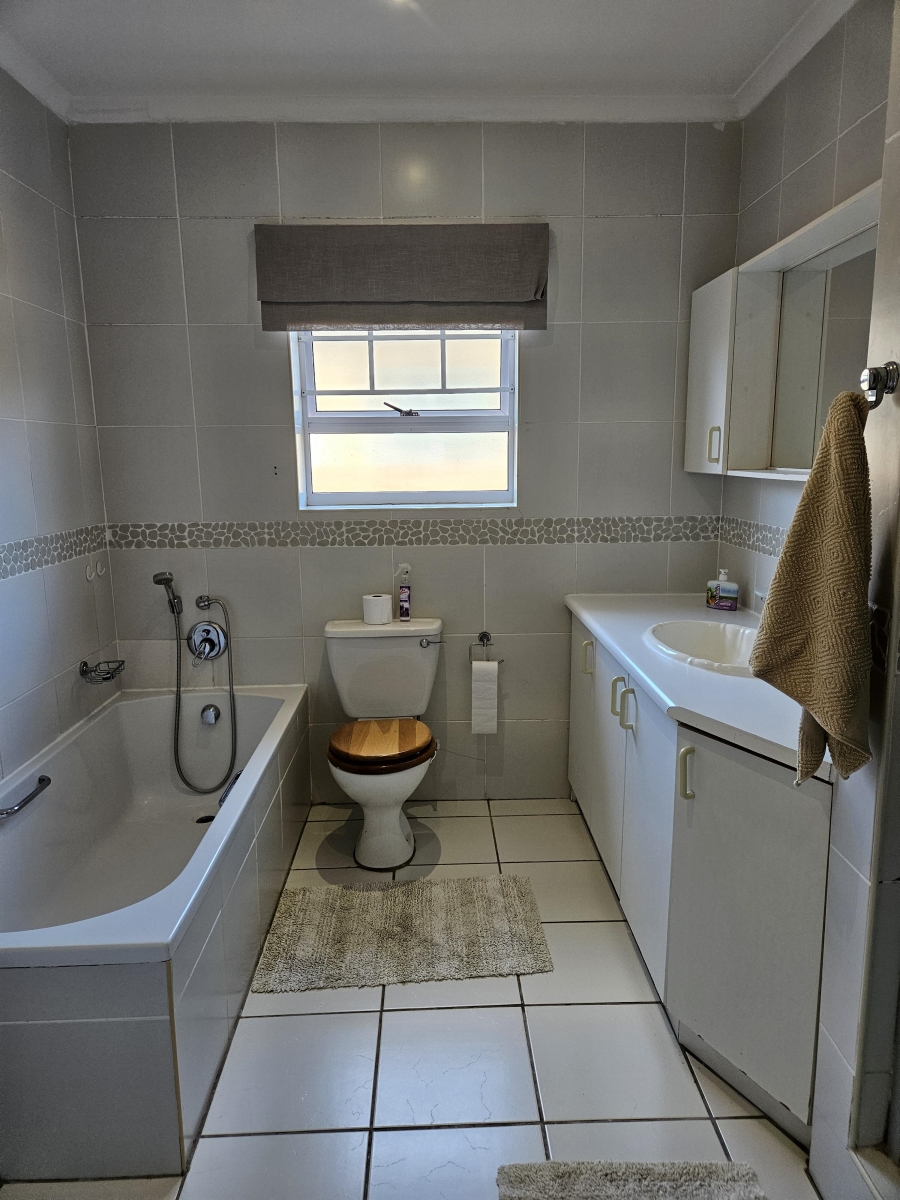 3 Bedroom Property for Sale in Beverley Grove Eastern Cape